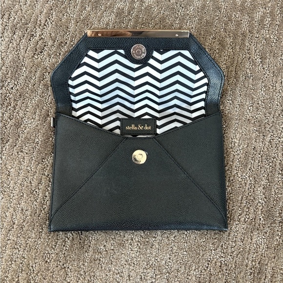 Stella & Dot Black Leather Clutch - Picture 2 of 3